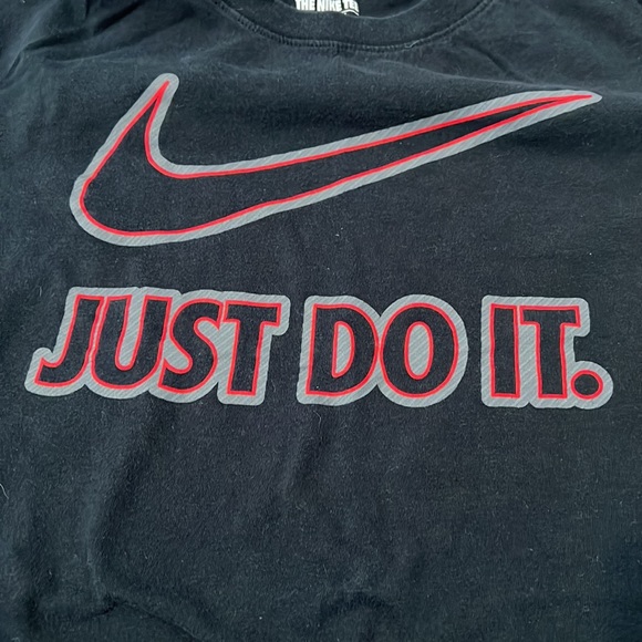Youth XL Nike tee - Picture 2 of 4